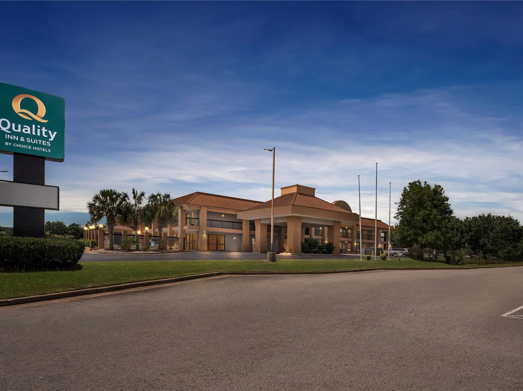 瓦纳罗宾斯戴斯旅馆&套房酒店