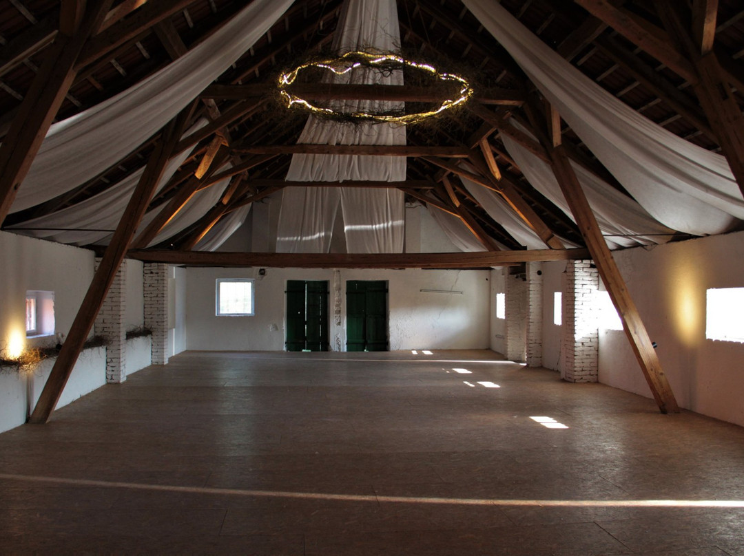 Statek Lunikov主图