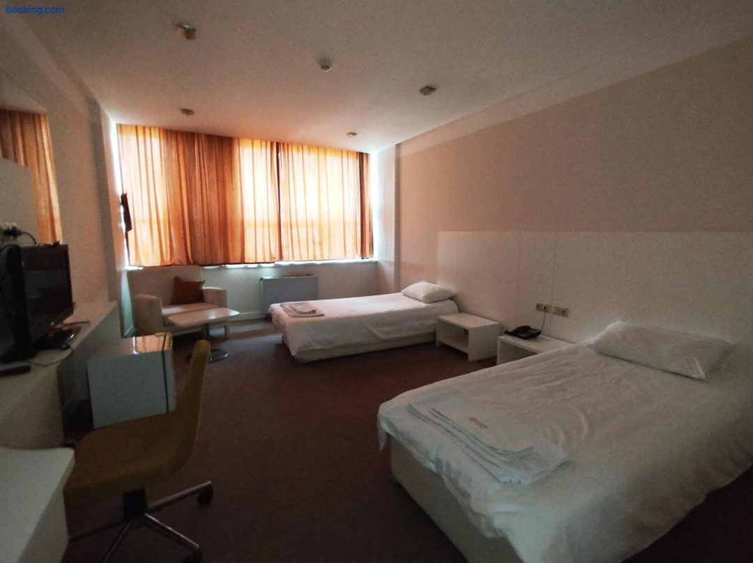 Arena Hotel Shirvan