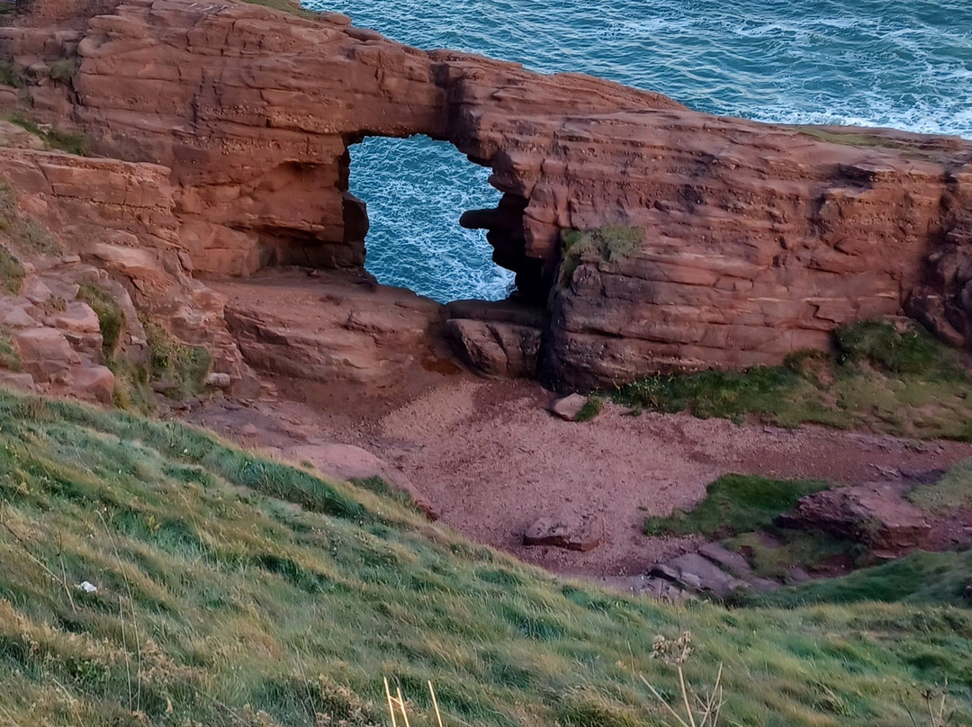 Arbroath to Auchmithie Coastal Path-Arbroath必去景点