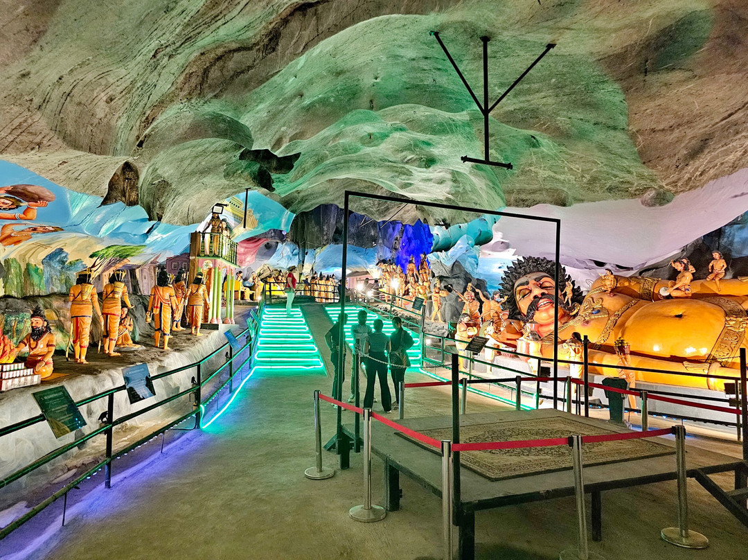 Ramayana Cave-黑风洞必去景点