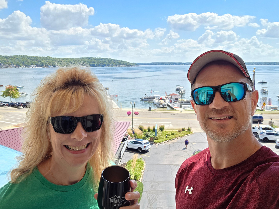 杰尼瓦湖海港酒店主图