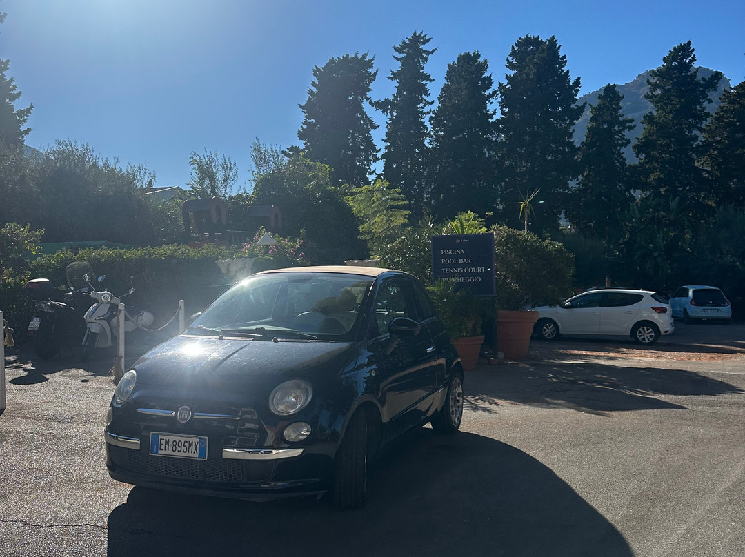 RentMeNow!-切法卢必去景点