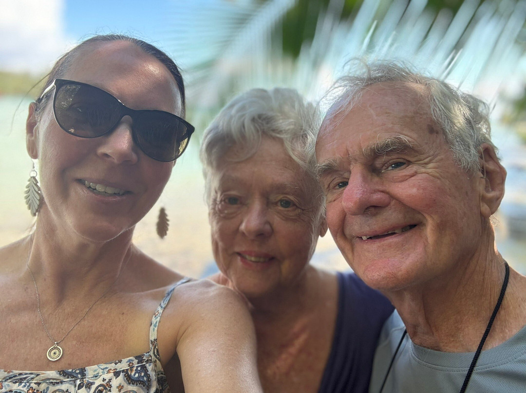 Moo Janzu Massages & Spa-莫雷阿岛必去景点