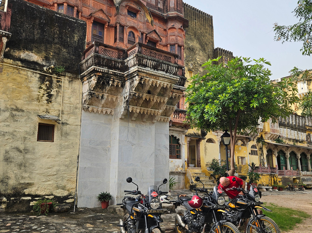 Motorcycle Expeditions-默纳利必去景点