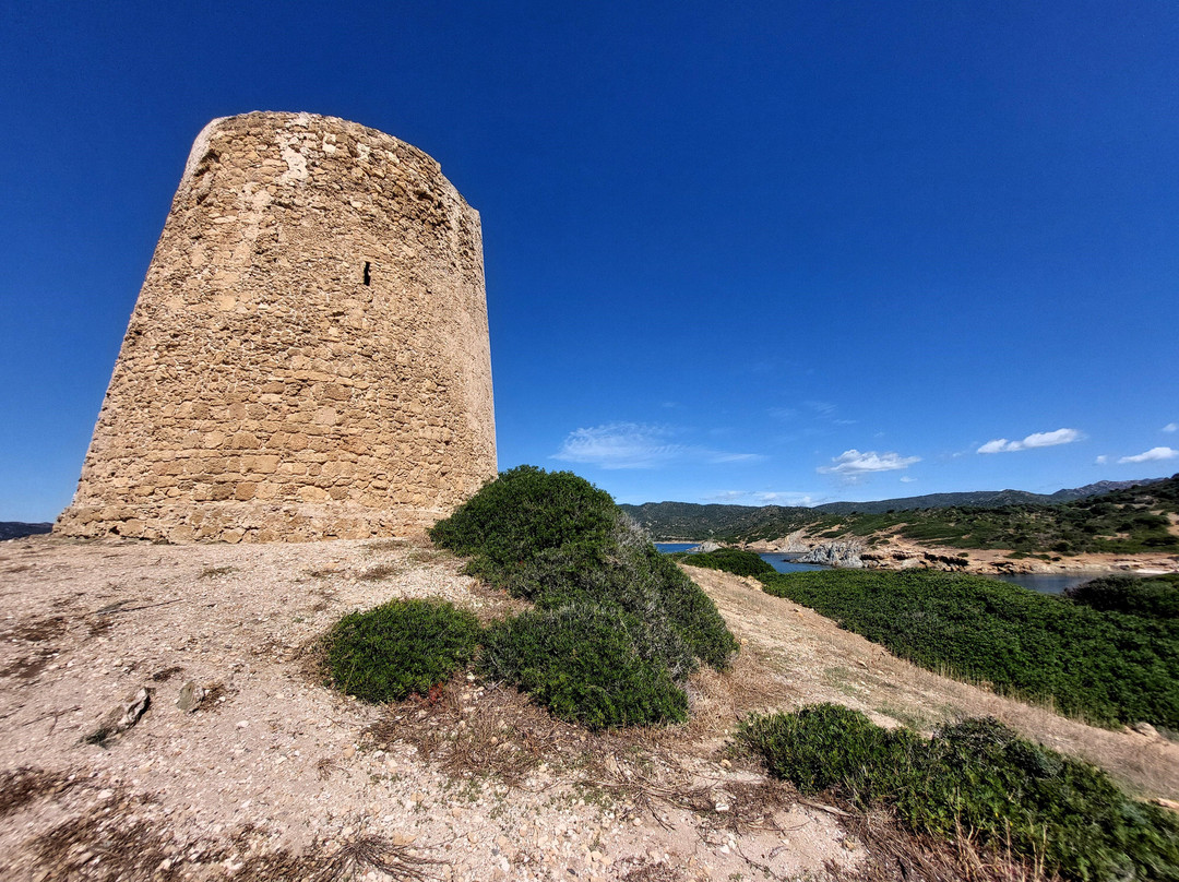 Spiaggia di Piscinni-Domus de Maria必去景点