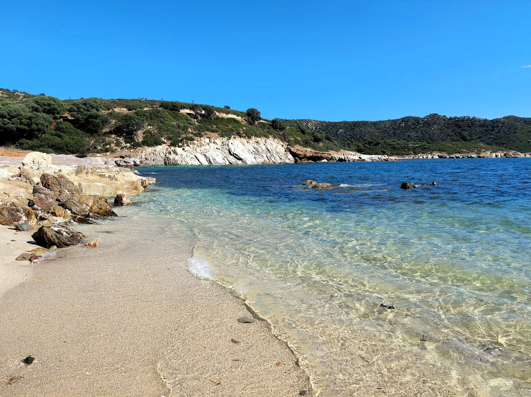 Cala Porto Larboi-Domus de Maria必去景点