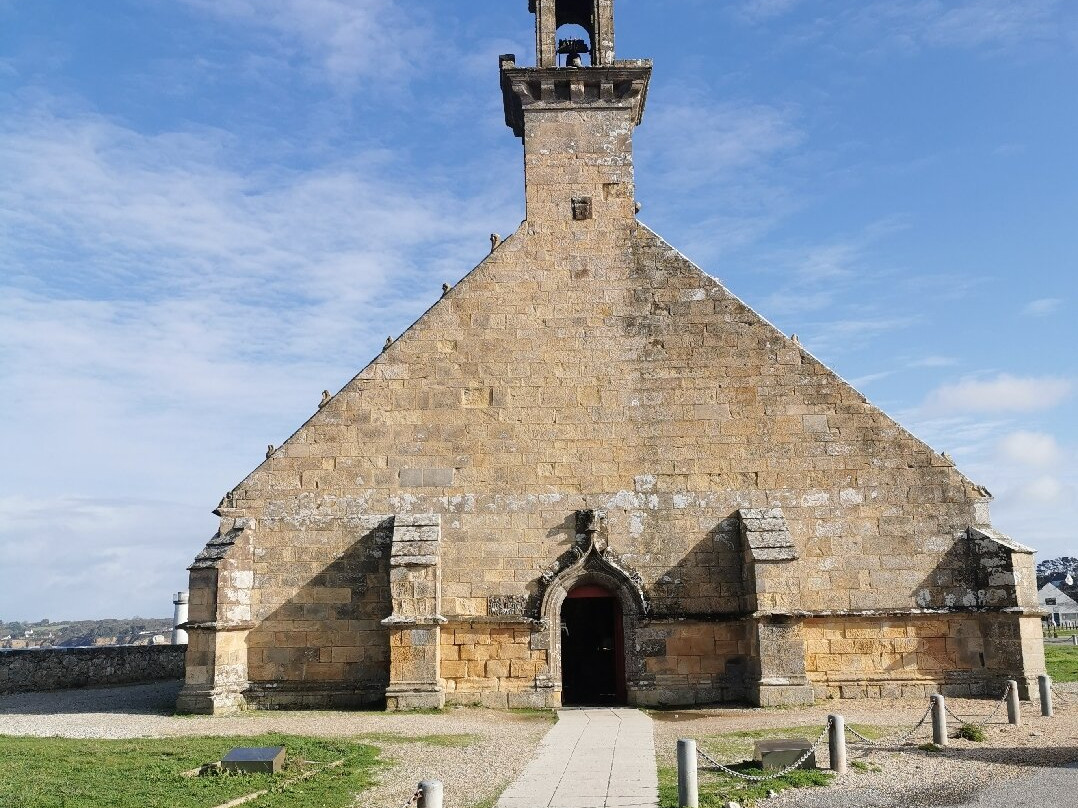 塔拉萨酒店主图