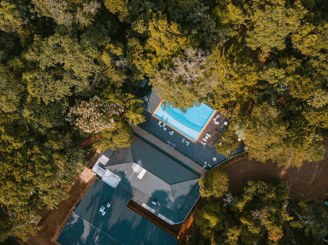 La Cascada Casa Patagónica by DON