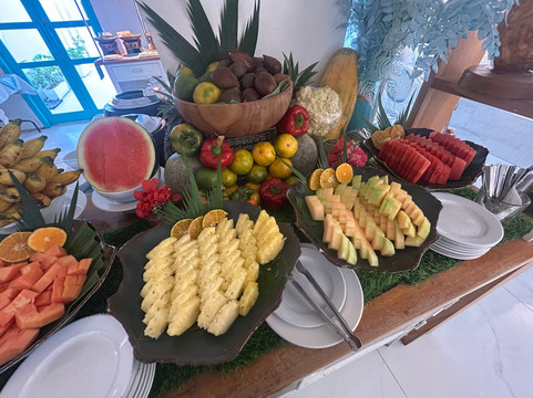 当地精选酒店主图