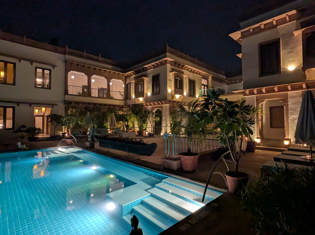 达斯潘之家-传统酒店主图