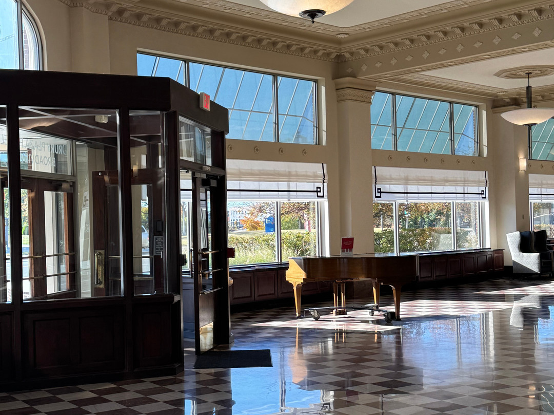 Drury Plaza Hotel Broadview Wichita主图