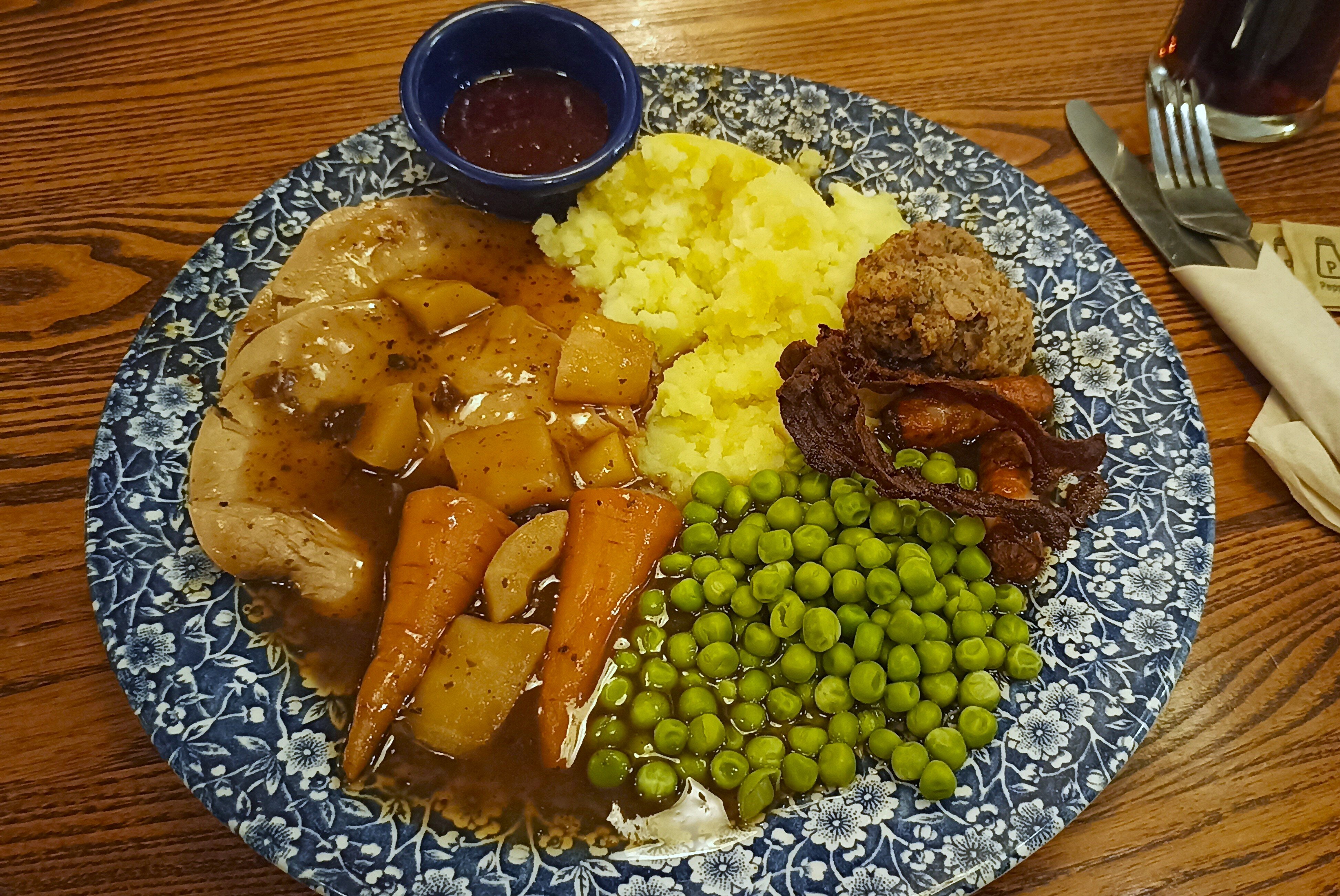 The Hatchet Inn-官方