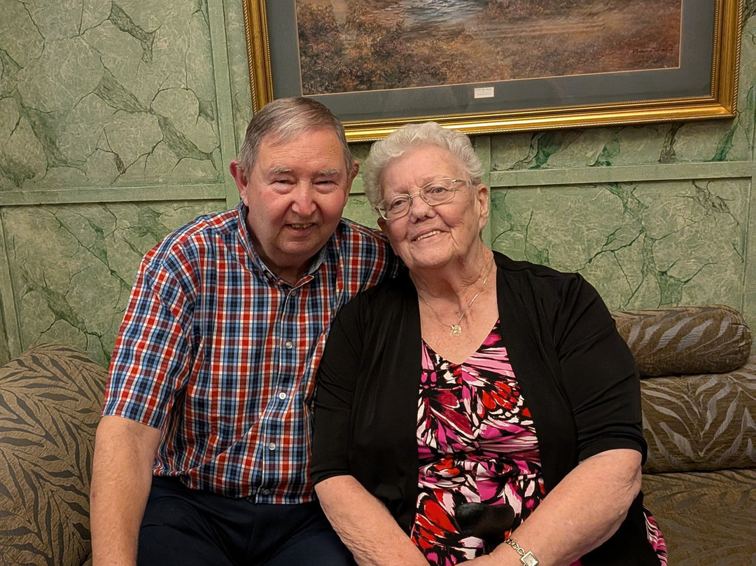 Adair Arms Hotel主图