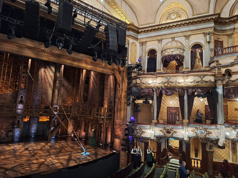 Victoria Palace Theatre-伦敦必去景点