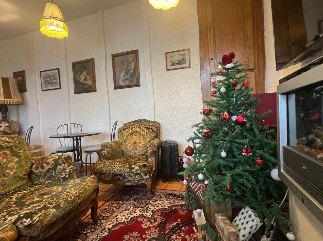 Hôtel Les Trois Luppars主图