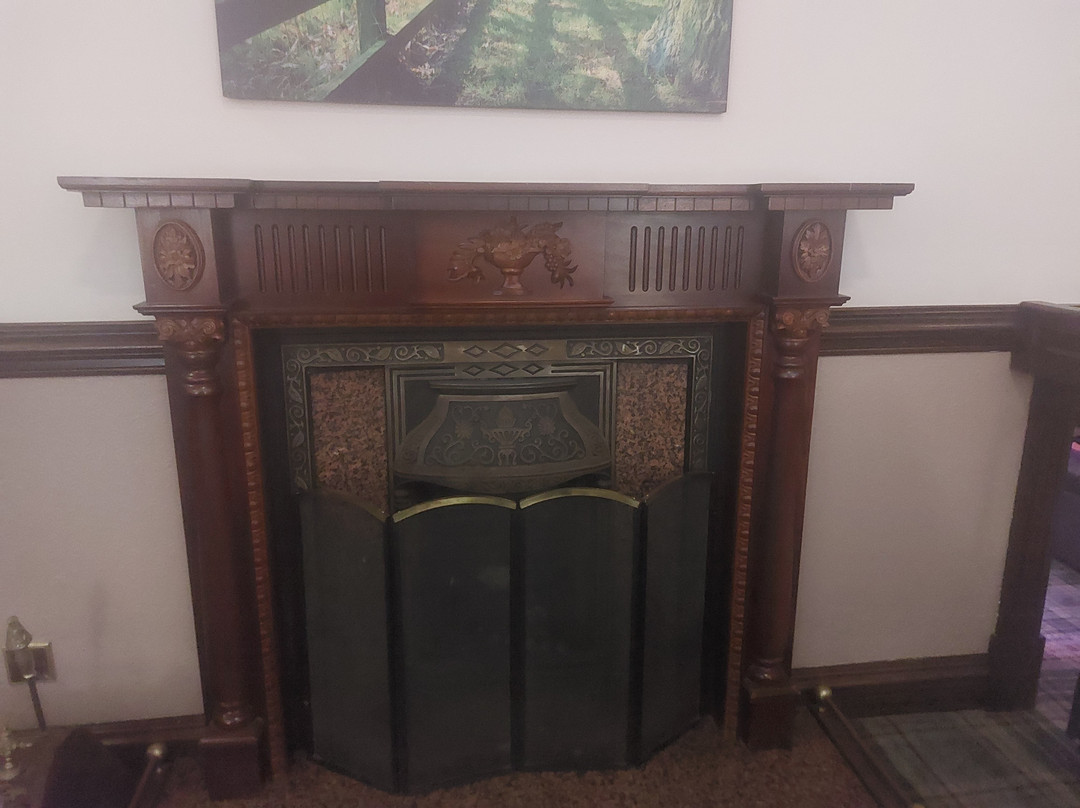 Britannia Waterside Hotel主图