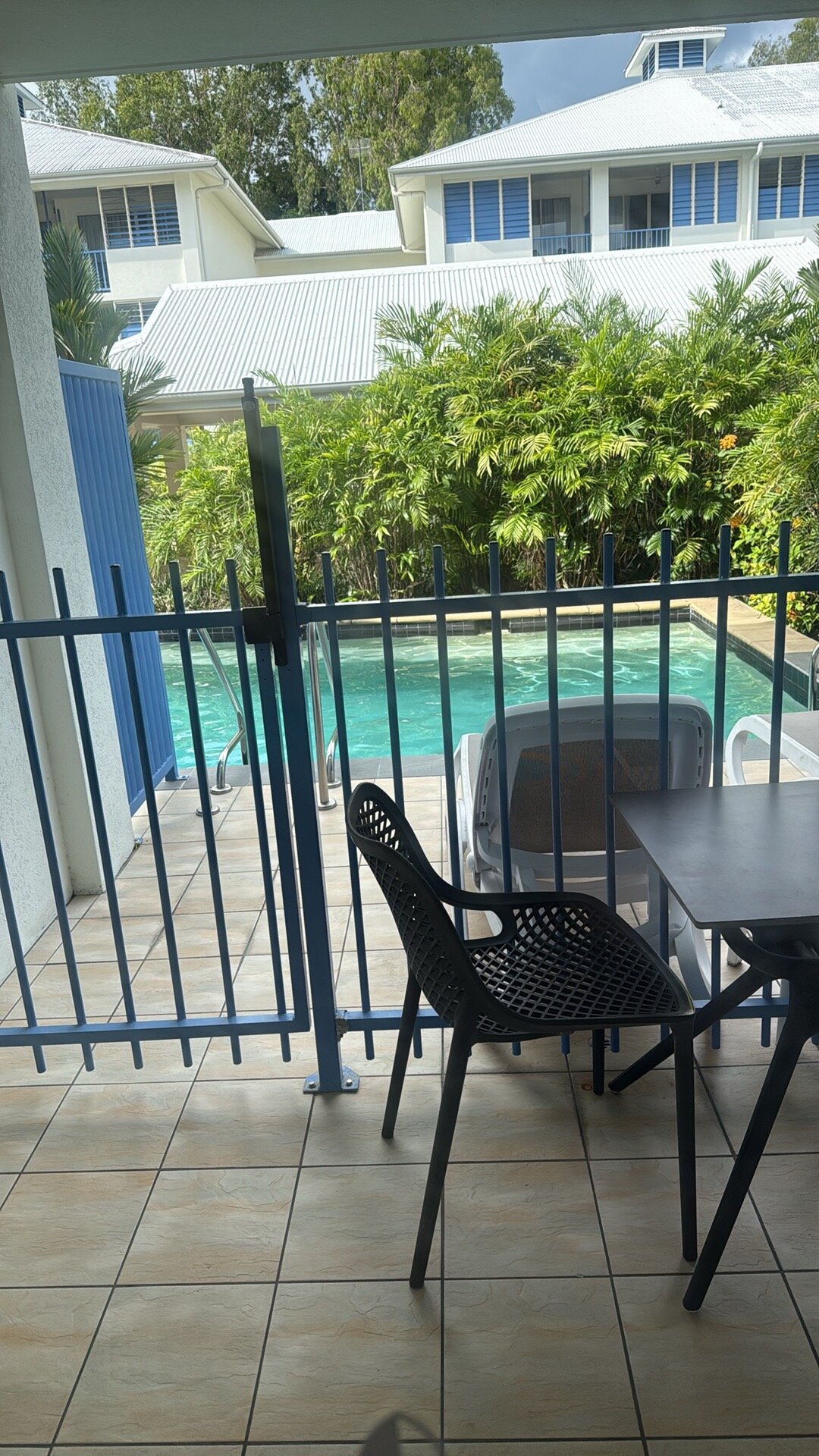 盛橡泻湖酒店-官方