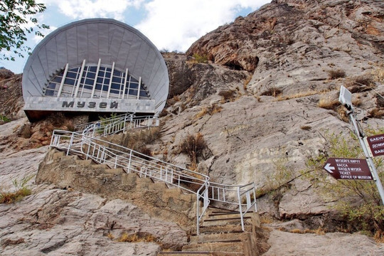 Mountain Sulaiman-Too-Osh必去景点