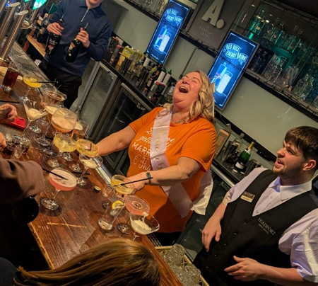 黑德福特阿姆斯酒店主图