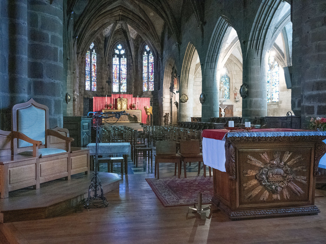 Église Notre-Dame de Villedieu-les-Poêles-Villedieu-les-Poeles必去景点