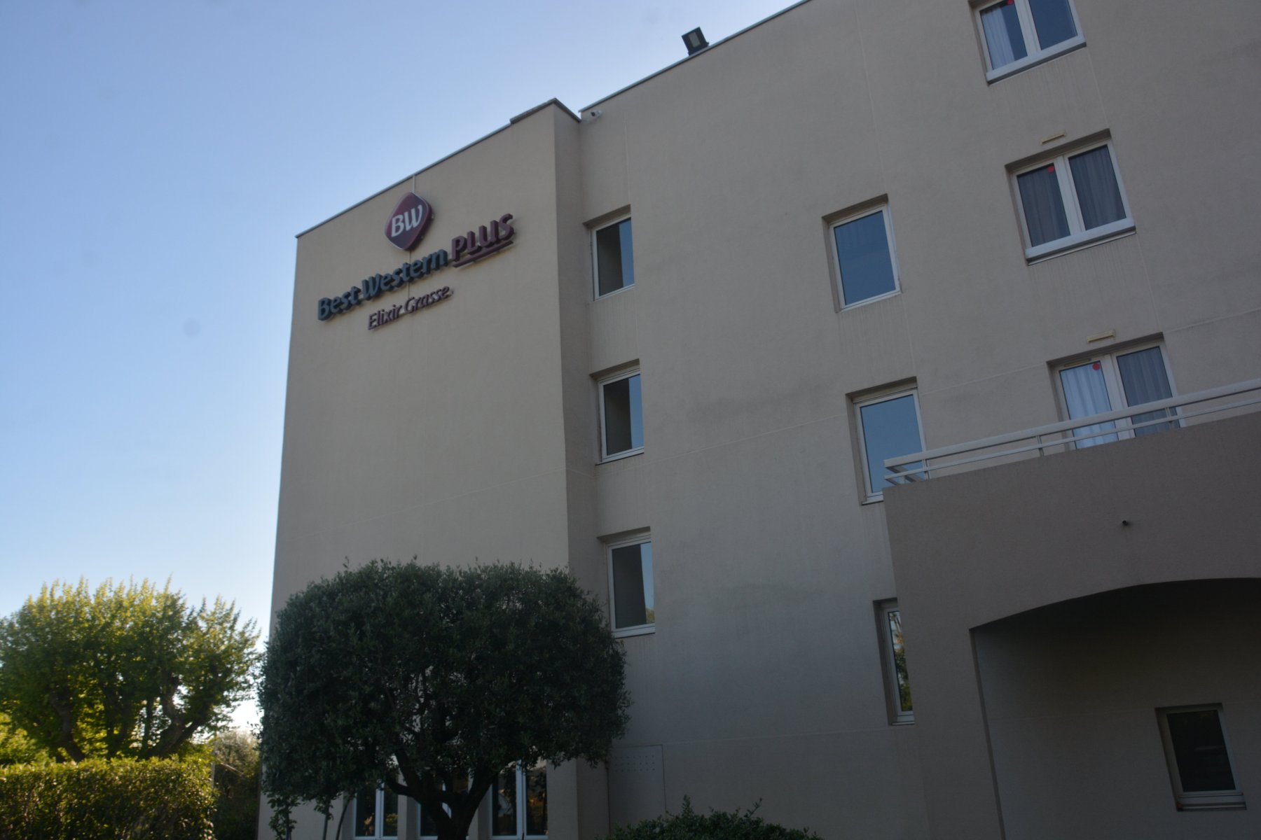 Best Western Plus Hotel Elixir Grasse-浴室