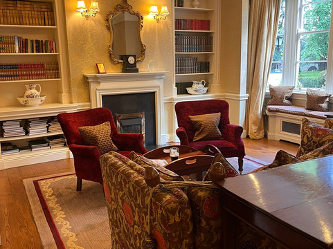 旧光大饭店主图