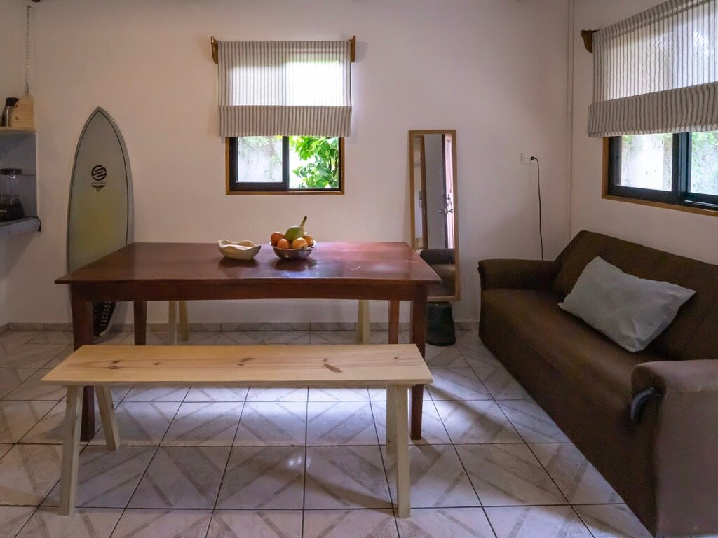 The Cafecito Surf School & Guesthouse