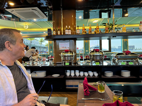 Amethyst Day Cruise-下龙湾必去景点