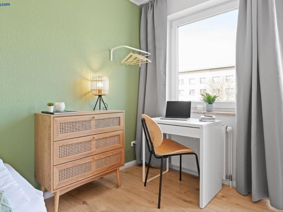 Zentrale Vollmoblierte&Moderne Apartments Nahe BTU, Parkplatz Auf Anfrage