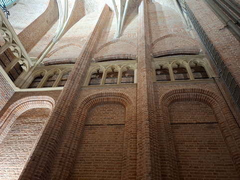 Onze-Lieve-Vrouwetoren-阿默斯福特必去景点