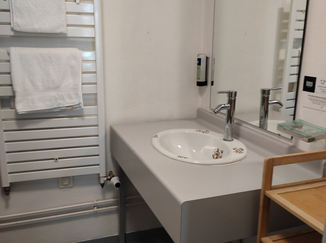 HERARD酒店餐厅主图