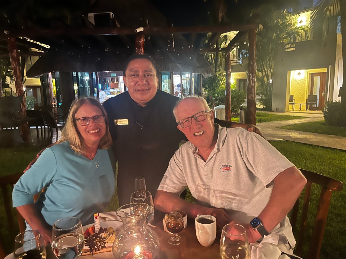 拉古纳套房全包式度假村-官方