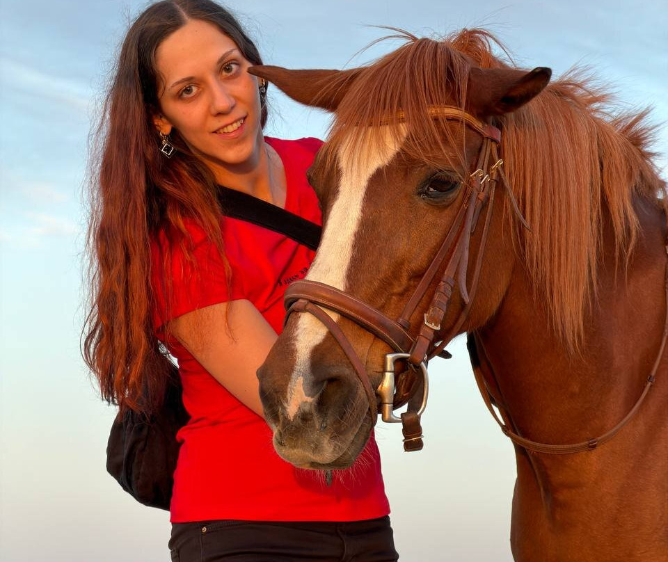 Horse Trips Iryna-赫尔格达必去景点