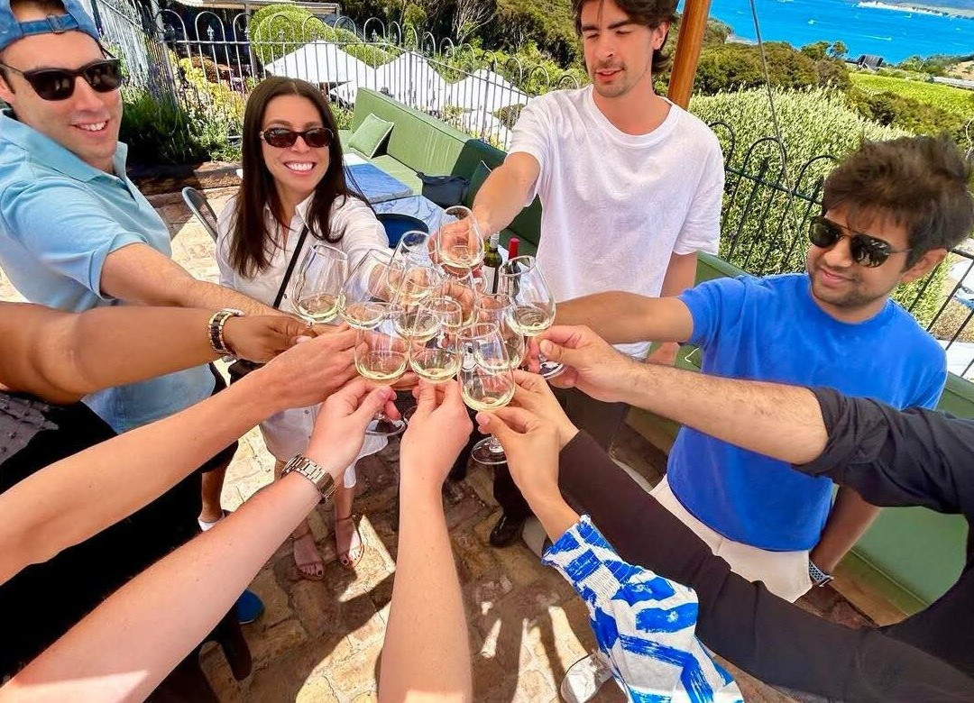 Waiheke Wine Tours Ltd – Premium Wine Tour Experiences