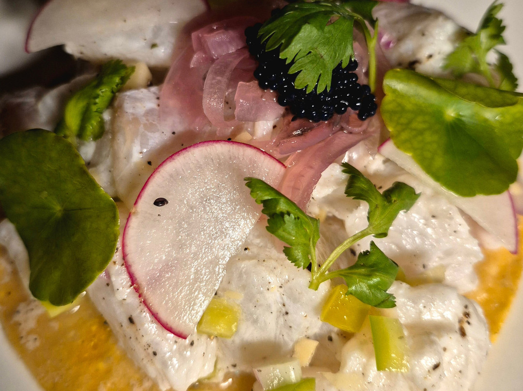 卡瓦延岛度假村-爱妮岛主图