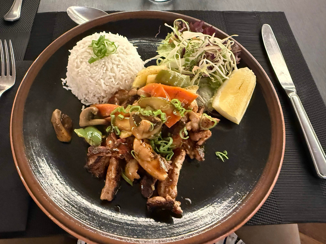 圣乔治海滩酒店和温泉度假村主图