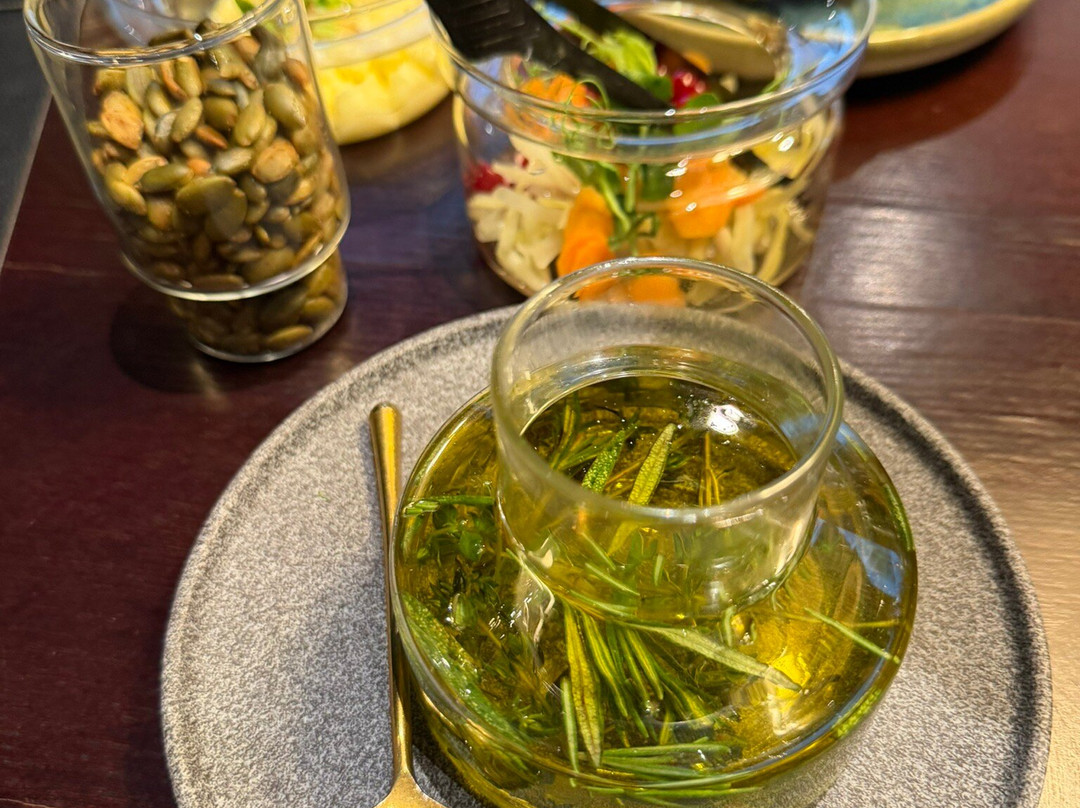 圆桌俱乐部酒店主图