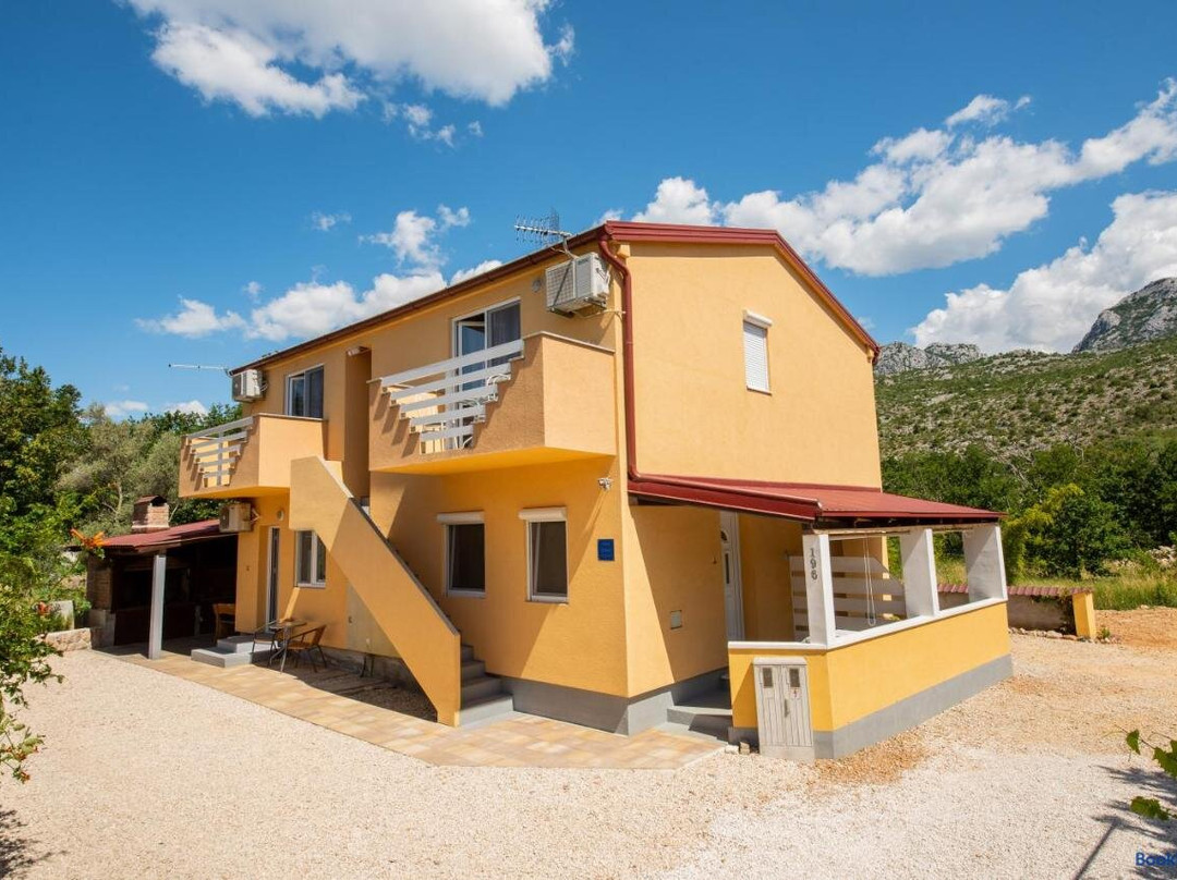 Apartmani Manita Paklenica