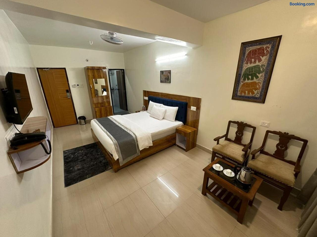HOTEL DADOs INN