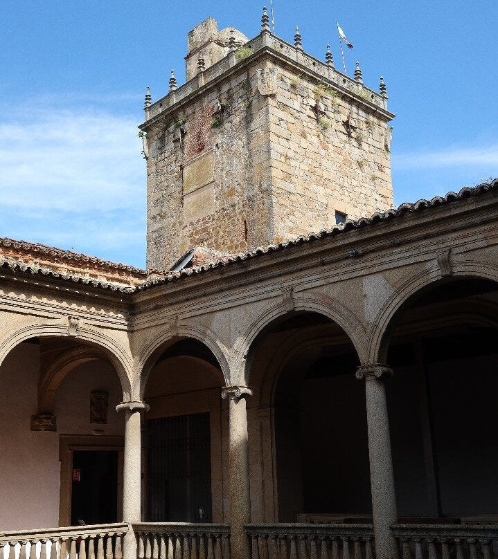 Palacio del Marques de Mirabel-Plasencia必去景点