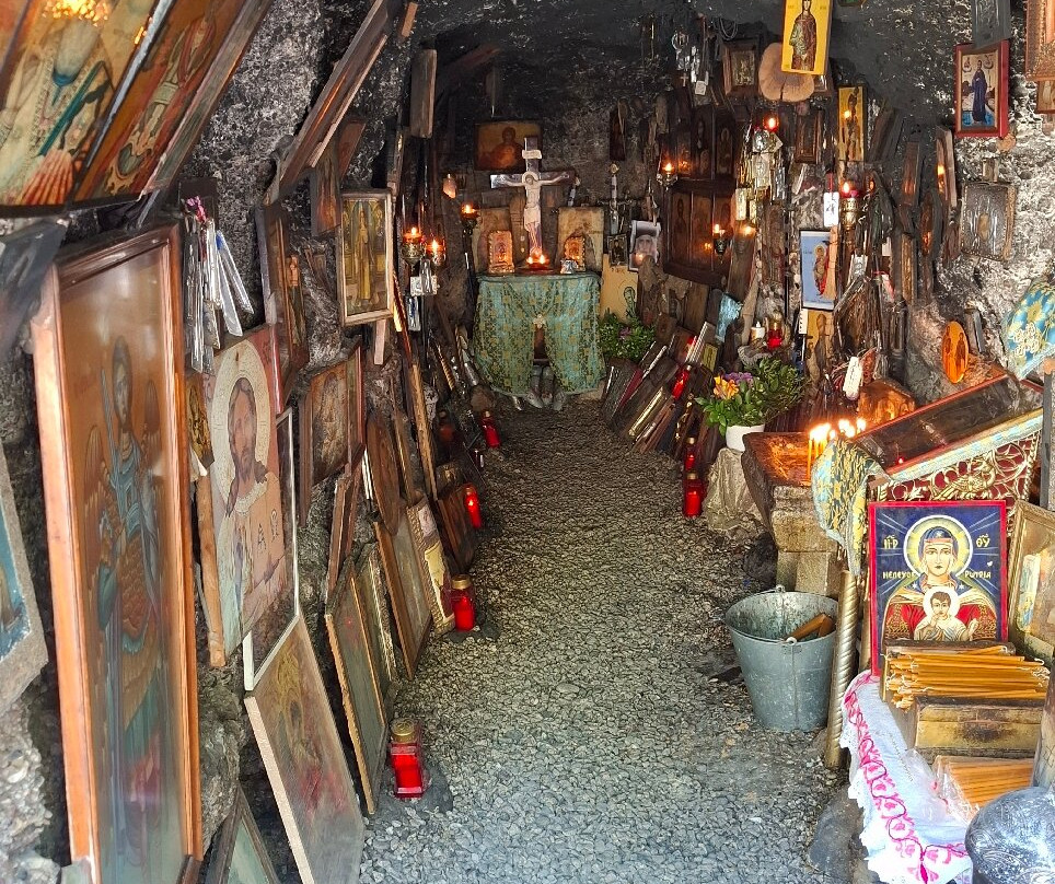 Cave Archangel Michael Panormitis-罗德城必去景点