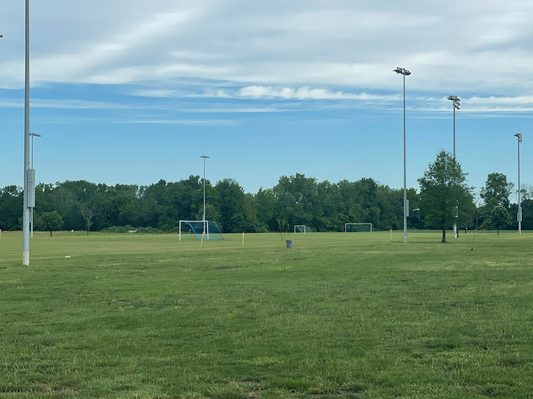 Goebel Soccer Complex-埃文斯维尔必去景点