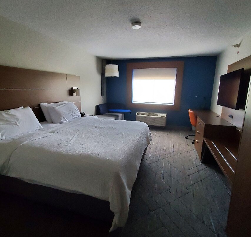 Holiday Inn Express 豪（斯特吉斯，MI）主图