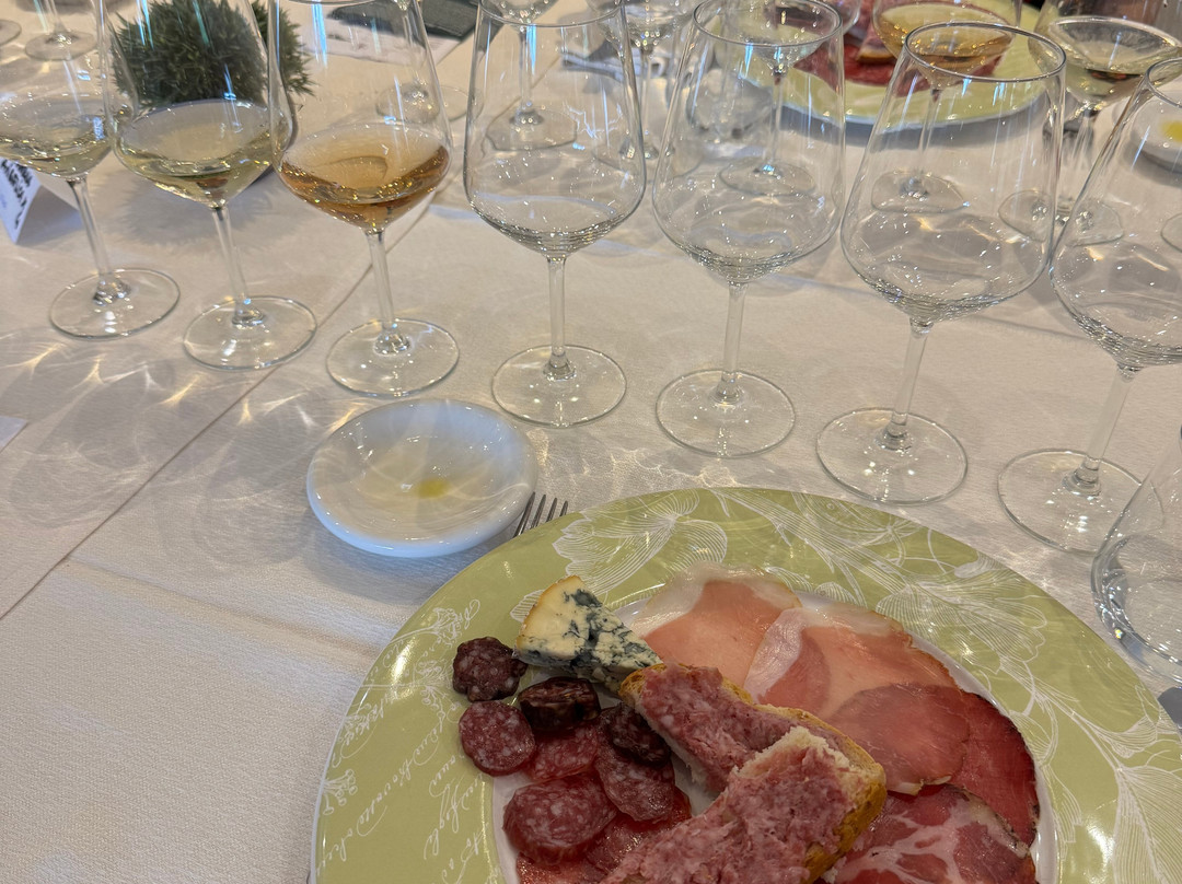Le Macchie Winery-列蒂必去景点