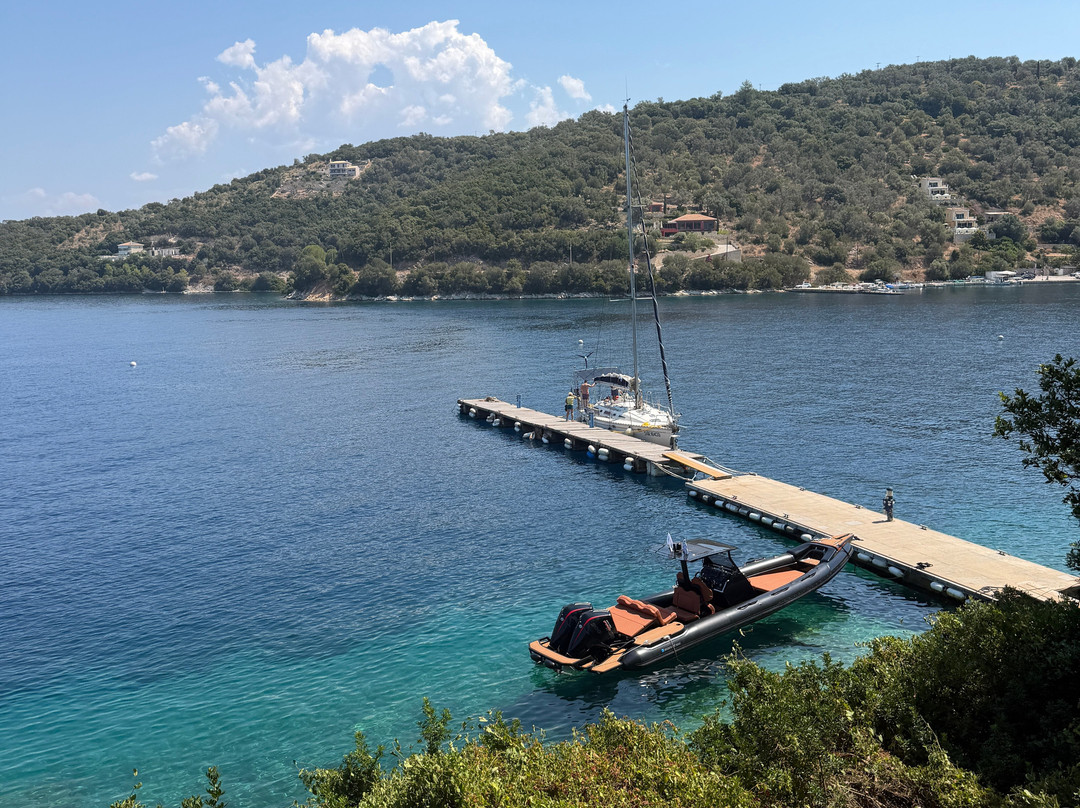 Papanikolis Cruise Boat-Nidri必去景点