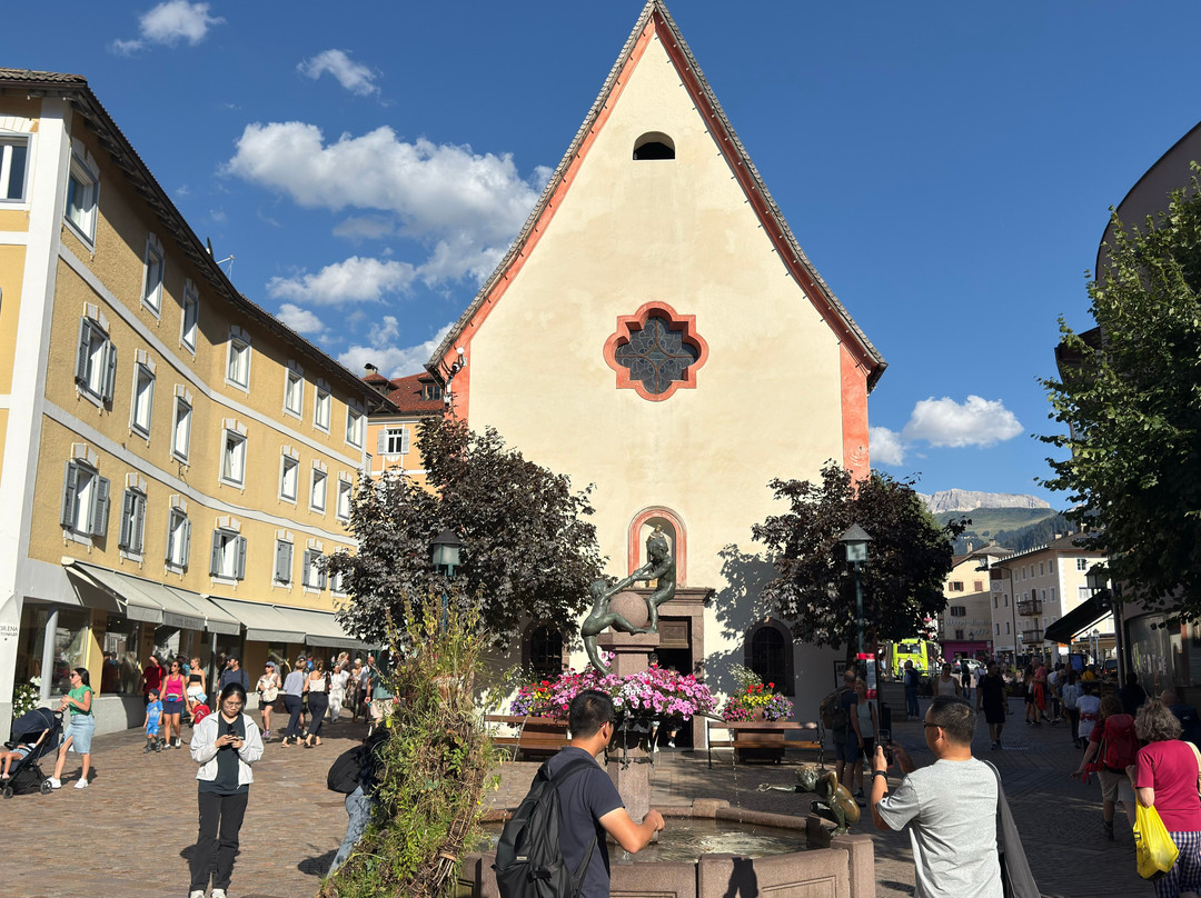 Chiesa di Sant'Udalrico-奥蒂塞伊必去景点
