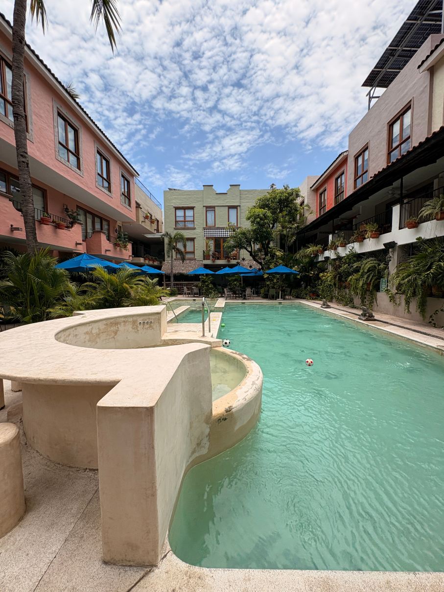 Casa Lotería -Pueblito Sayulita- Colorful, Family and Relax Experience with Private Parking and Pool-旅行者