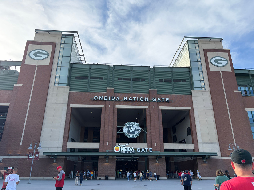 Lambeau Field-格林贝必去景点