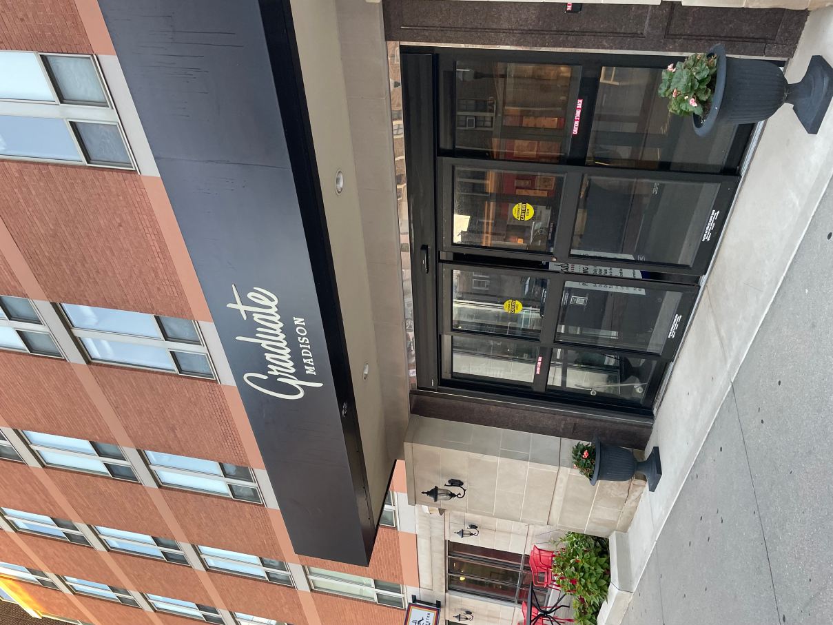 希尔顿麦迪逊研究生酒店-旅行者
